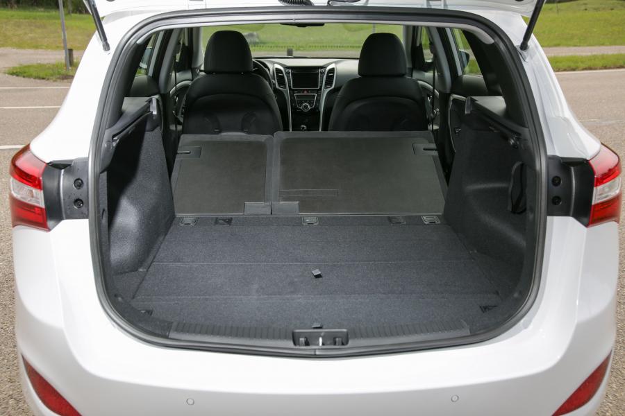  Hyundai i30 Wagon 2015 года  (фото 15 из 25)